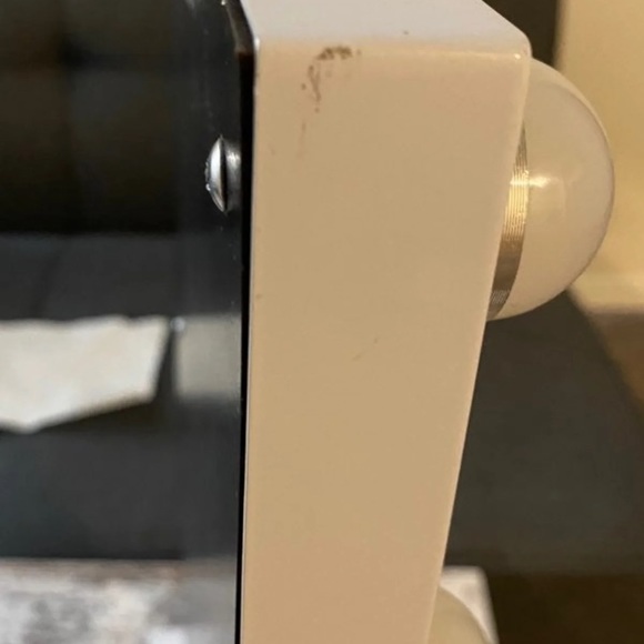 LED Vanity mirror - Picture 6 of 8